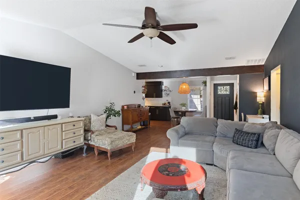 $2,800 | 3909 Holt Drive, Austin, TX 78749