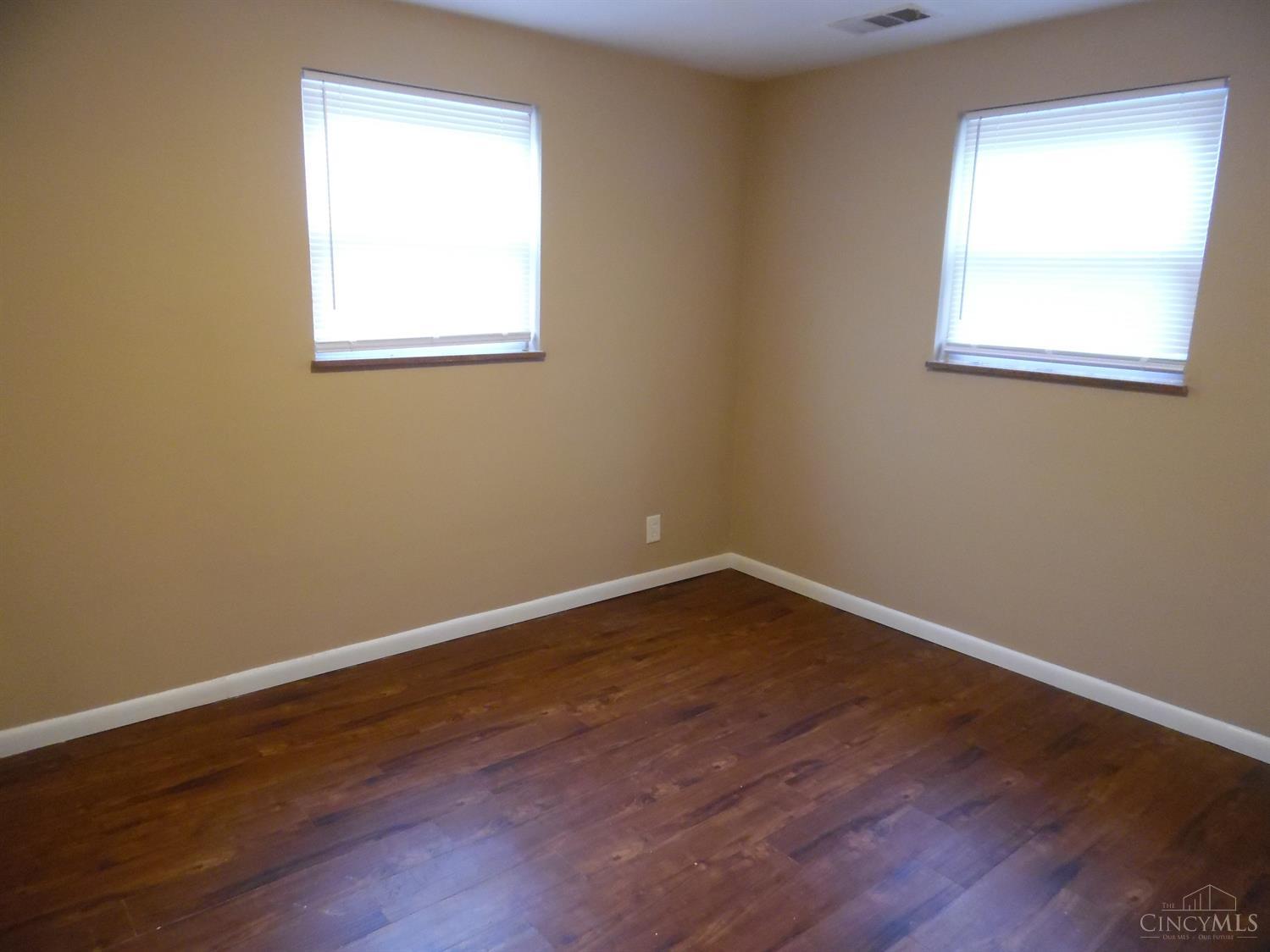 8631 Butler Warren Road West Chester, OH 45069 - Photo 20 of 29 Gallery Image 20