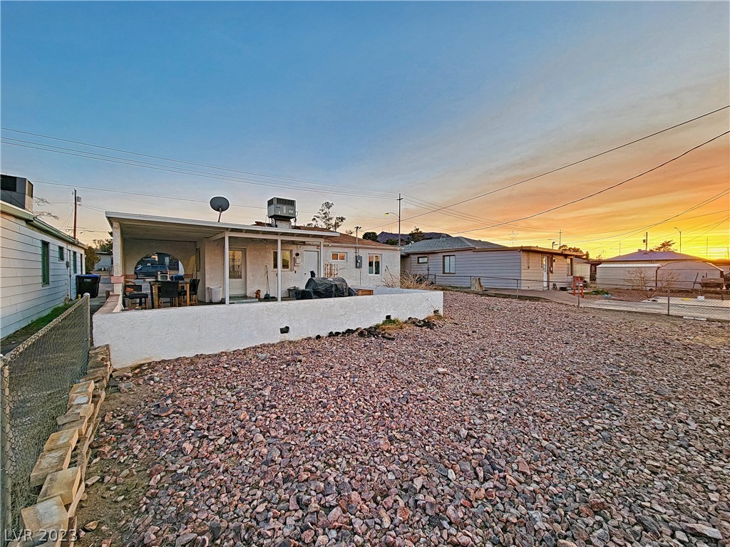 210 West Victory Road Henderson, NV 89015 - Photo 8 of 10 Gallery Image 8