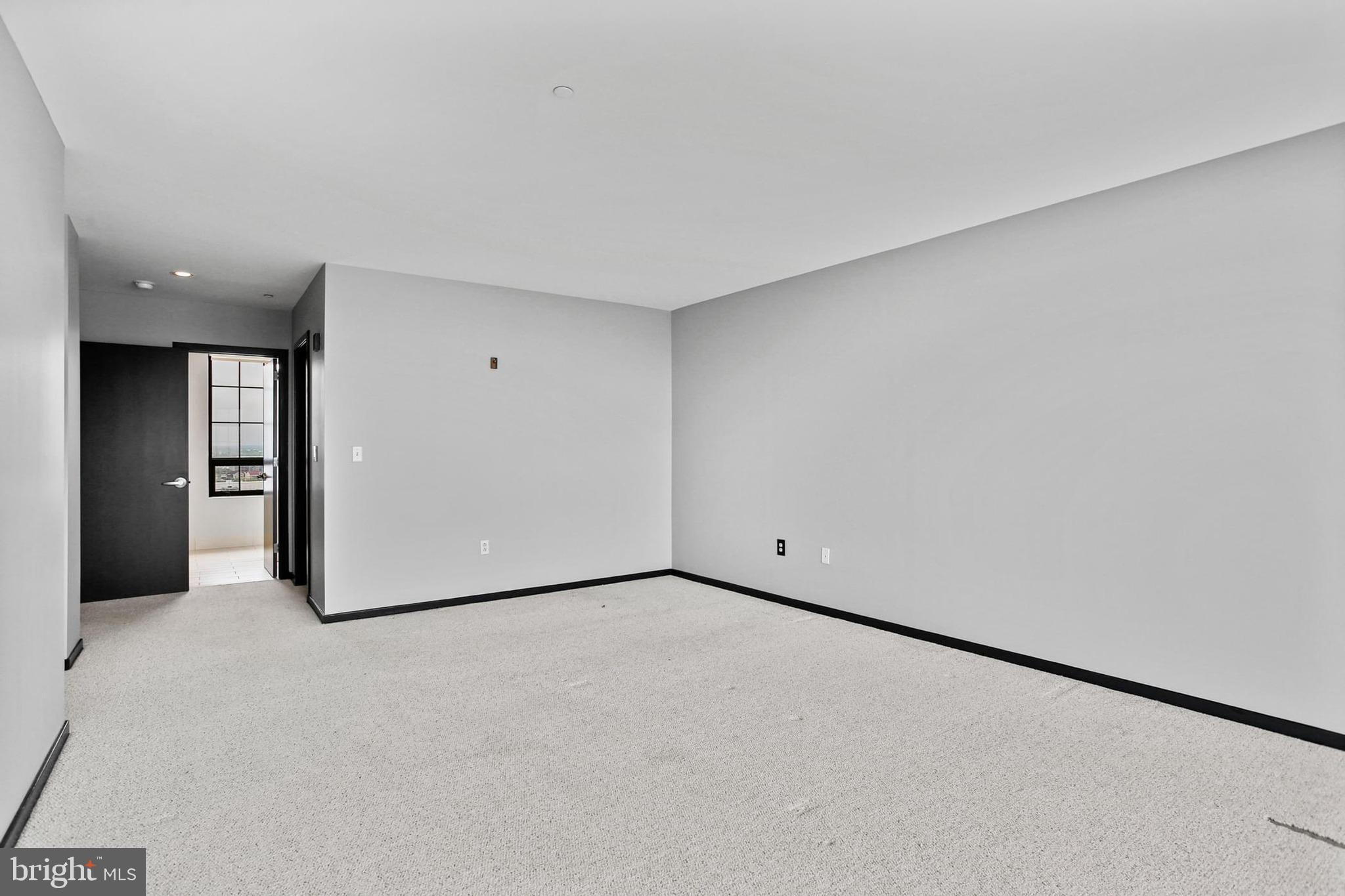 1200 Steuart Street, Unit 1913 Baltimore, MD 21230 - Photo 25 of 39 a view of an empty room
