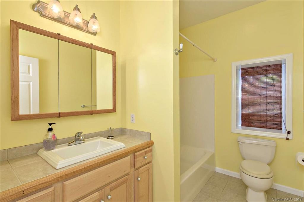 126 Dalya Road, Unit 14B Swannanoa, NC 28778 - Photo 8 of 24 Gallery Image 8