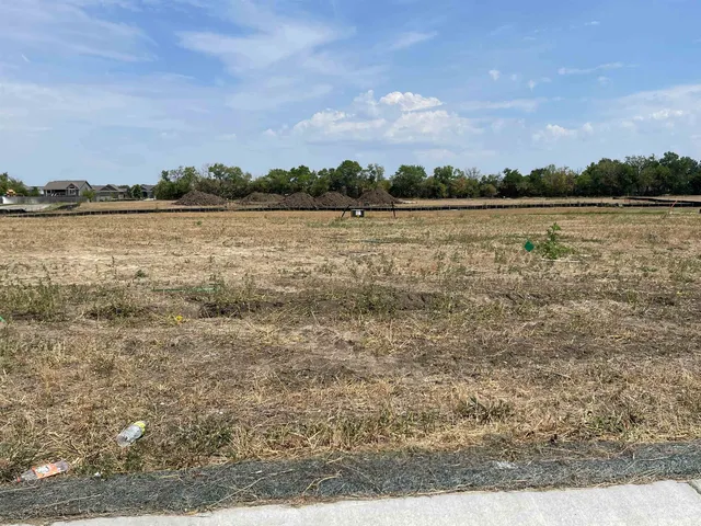 $37,000 | 2540 North Bluestone Street, Andover, KS 67002