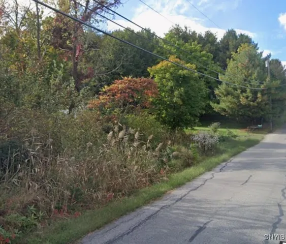 $325,000 | Willow Tree Road, Milton, NY 12547