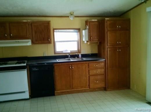 9324 No 31 Road Manton, MI 49663 - Photo 7 of 10