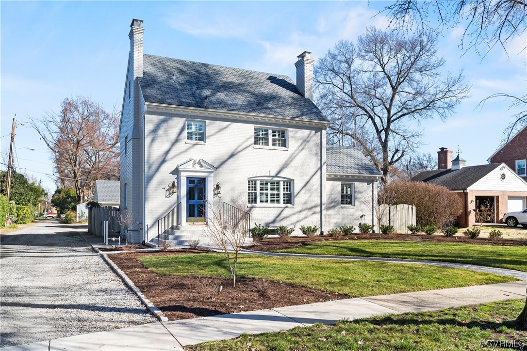 3319 Chatham Road Richmond, VA 23227 - Photo 3 of 50 Gallery Image 3