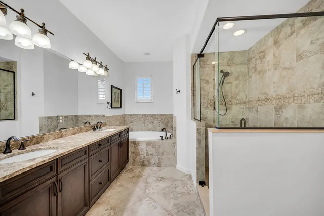 $584,900 | 6689 Alden Woods Circle, Unit 201, Naples, FL 34113