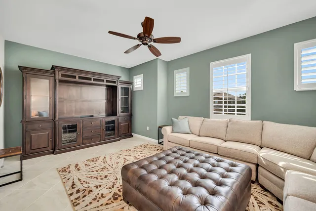 $584,900 | 6689 Alden Woods Circle, Unit 201, Naples, FL 34113