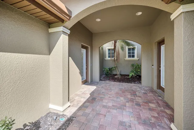 $584,900 | 6689 Alden Woods Circle, Unit 201, Naples, FL 34113