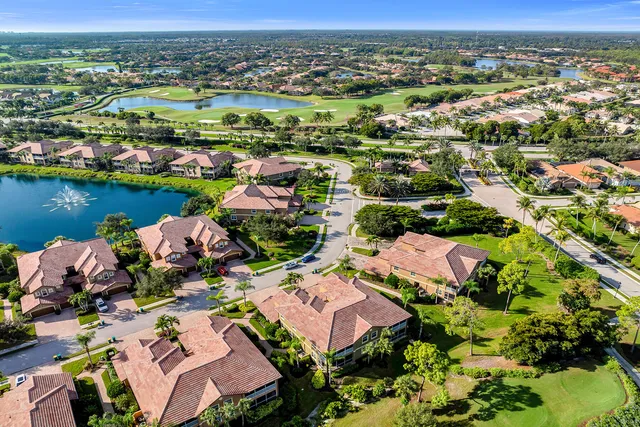 $584,900 | 6689 Alden Woods Circle, Unit 201, Naples, FL 34113