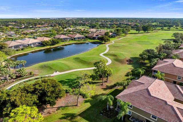 $584,900 | 6689 Alden Woods Circle, Unit 201, Naples, FL 34113