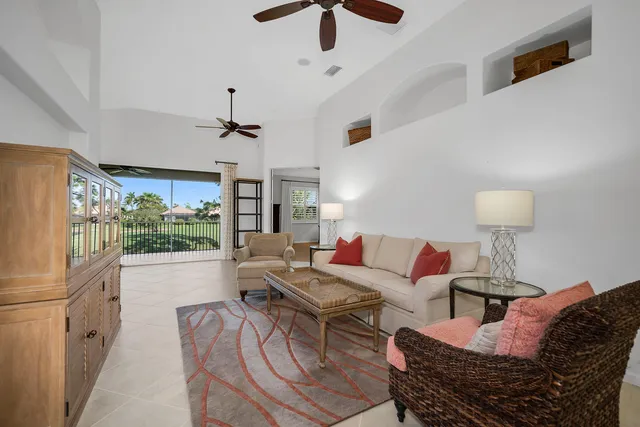 $584,900 | 6689 Alden Woods Circle, Unit 201, Naples, FL 34113
