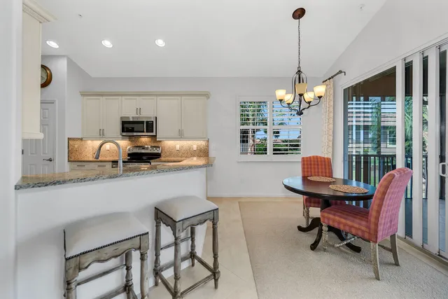 $584,900 | 6689 Alden Woods Circle, Unit 201, Naples, FL 34113