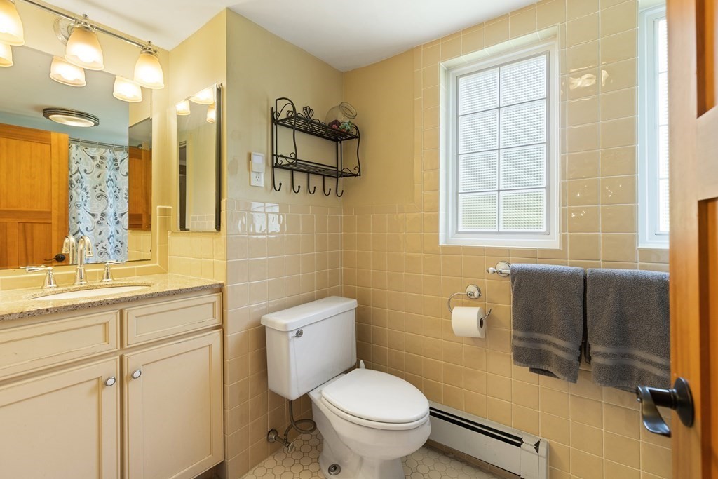 110 Main Street Topsfield, MA 01983 - Photo 30 of 36