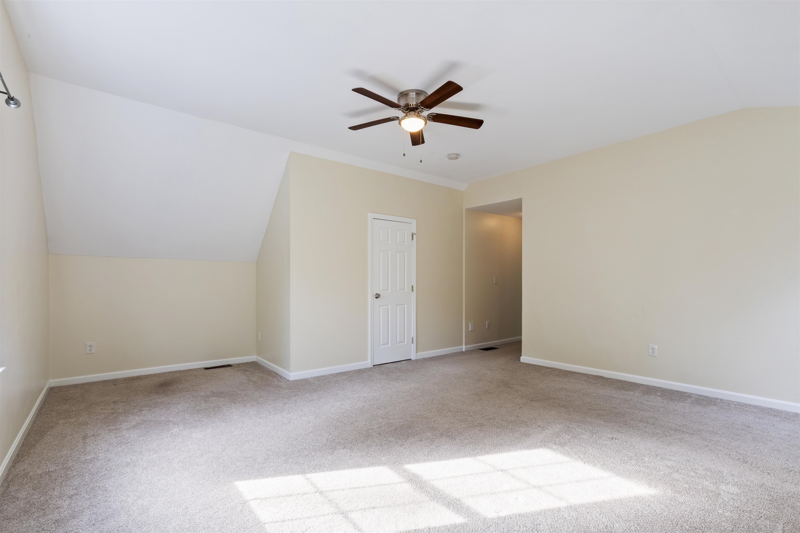 5 Springfield Circle Merrimack, NH 03054 - Photo 32 of 59