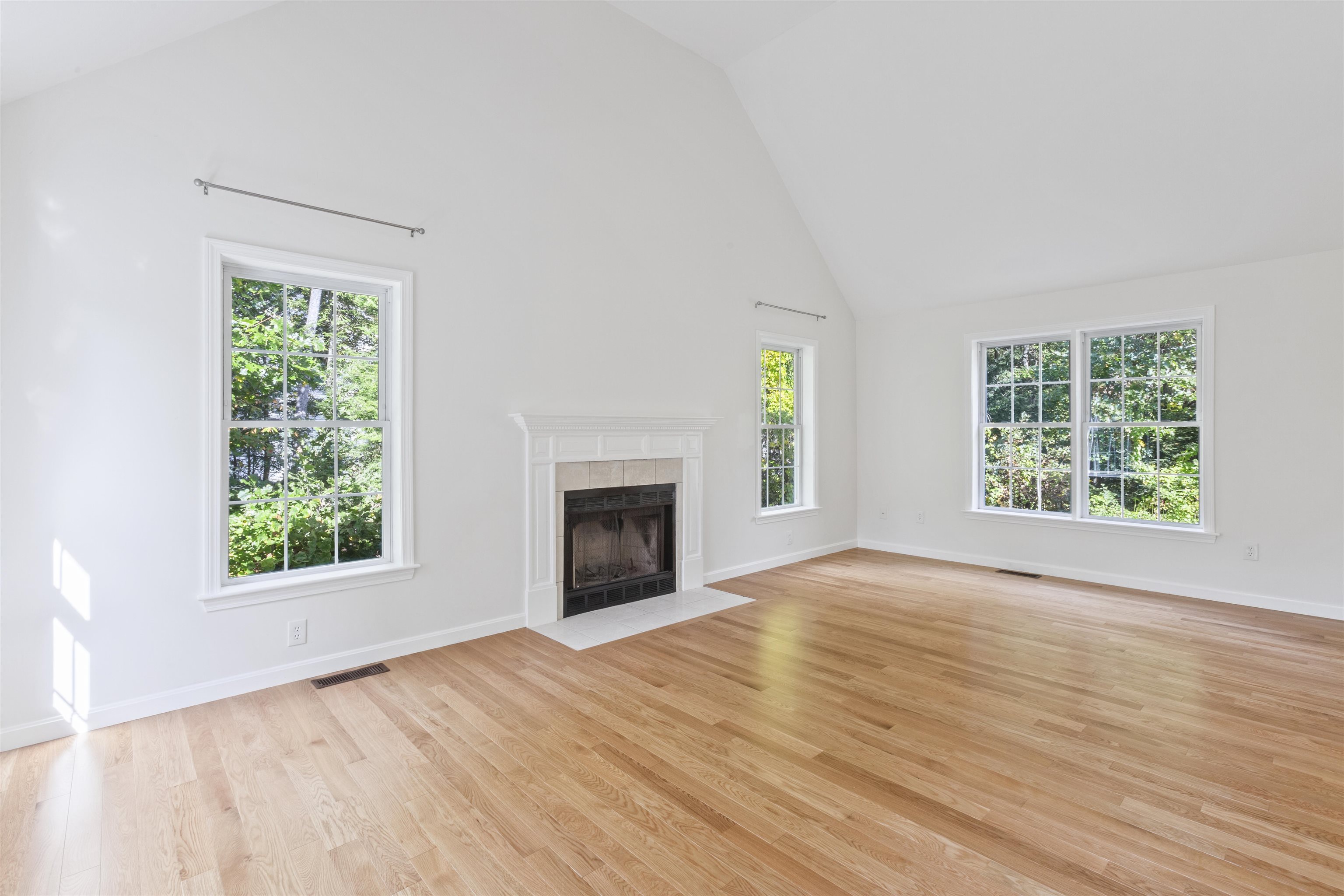 5 Springfield Circle Merrimack, NH 03054 - Photo 10 of 59