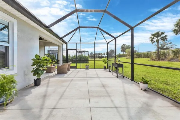 $2,700 | 3293 Hilltop Circle, Bradenton, FL 34211