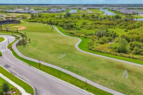 $2,700 | 3293 Hilltop Circle, Bradenton, FL 34211