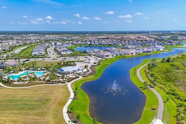 $2,700 | 3293 Hilltop Circle, Bradenton, FL 34211