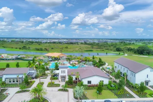 $2,700 | 3293 Hilltop Circle, Bradenton, FL 34211