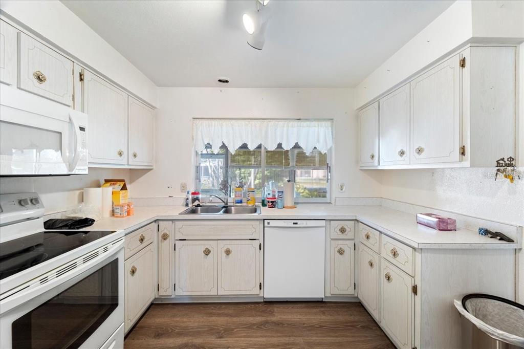 4241 Riverview Road Fort Myers, FL 33905 - Photo 14 of 22 Gallery Image 14