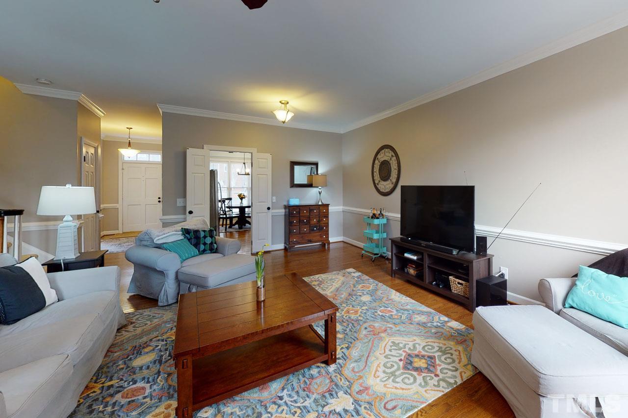 6008 Cobridge Square Raleigh, NC 27609 - Photo 7 of 30 Huge Den - 23' 3" x 21' 0"
