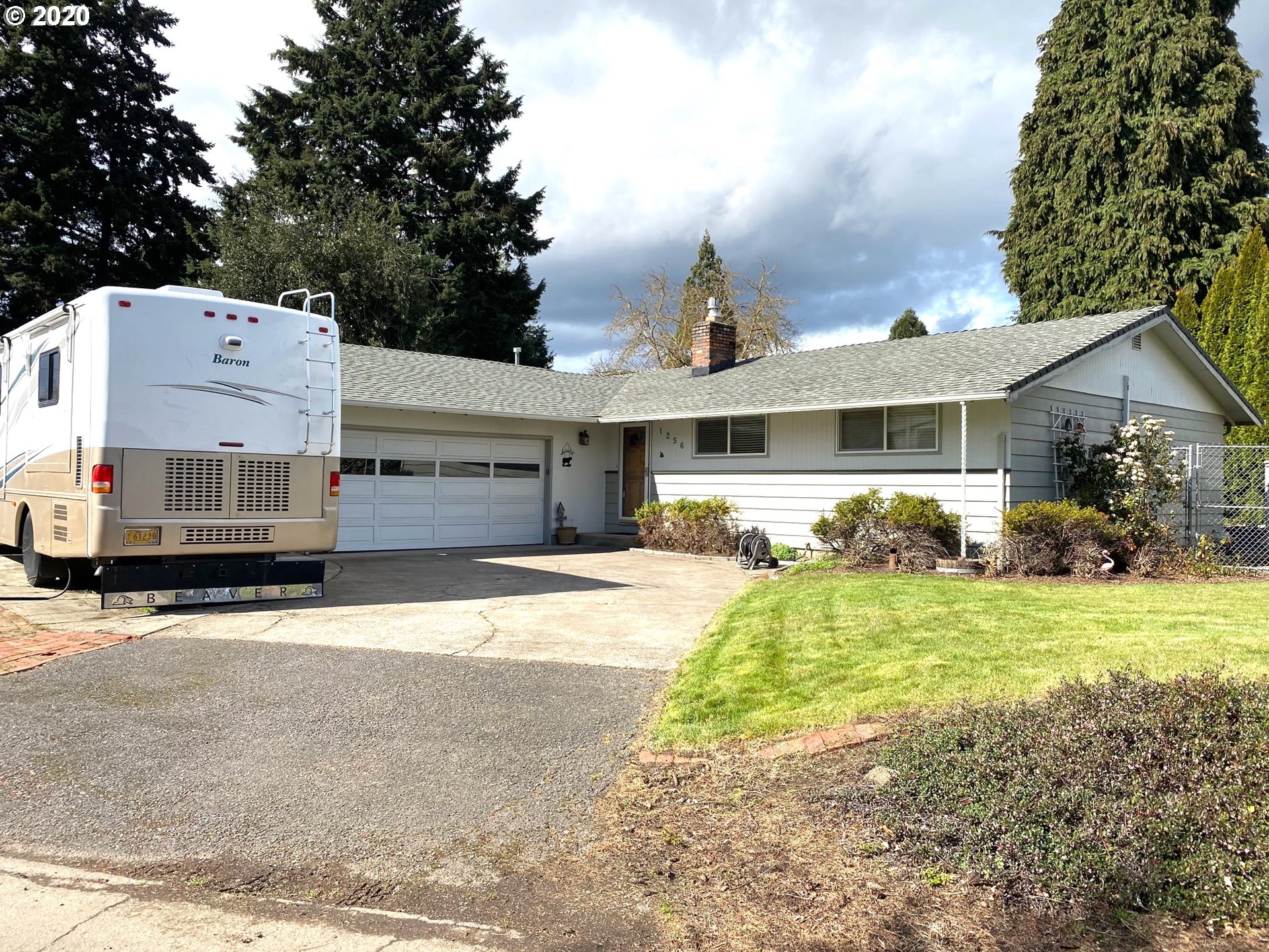 1256 Island Street Springfield, OR 97477 - Photo 1 of 27