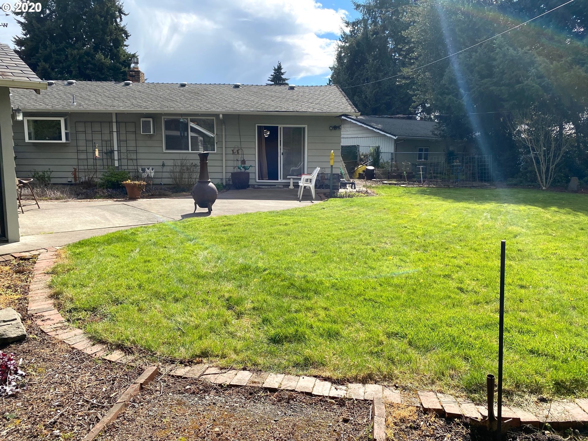 1256 Island Street Springfield, OR 97477 - Photo 23 of 27