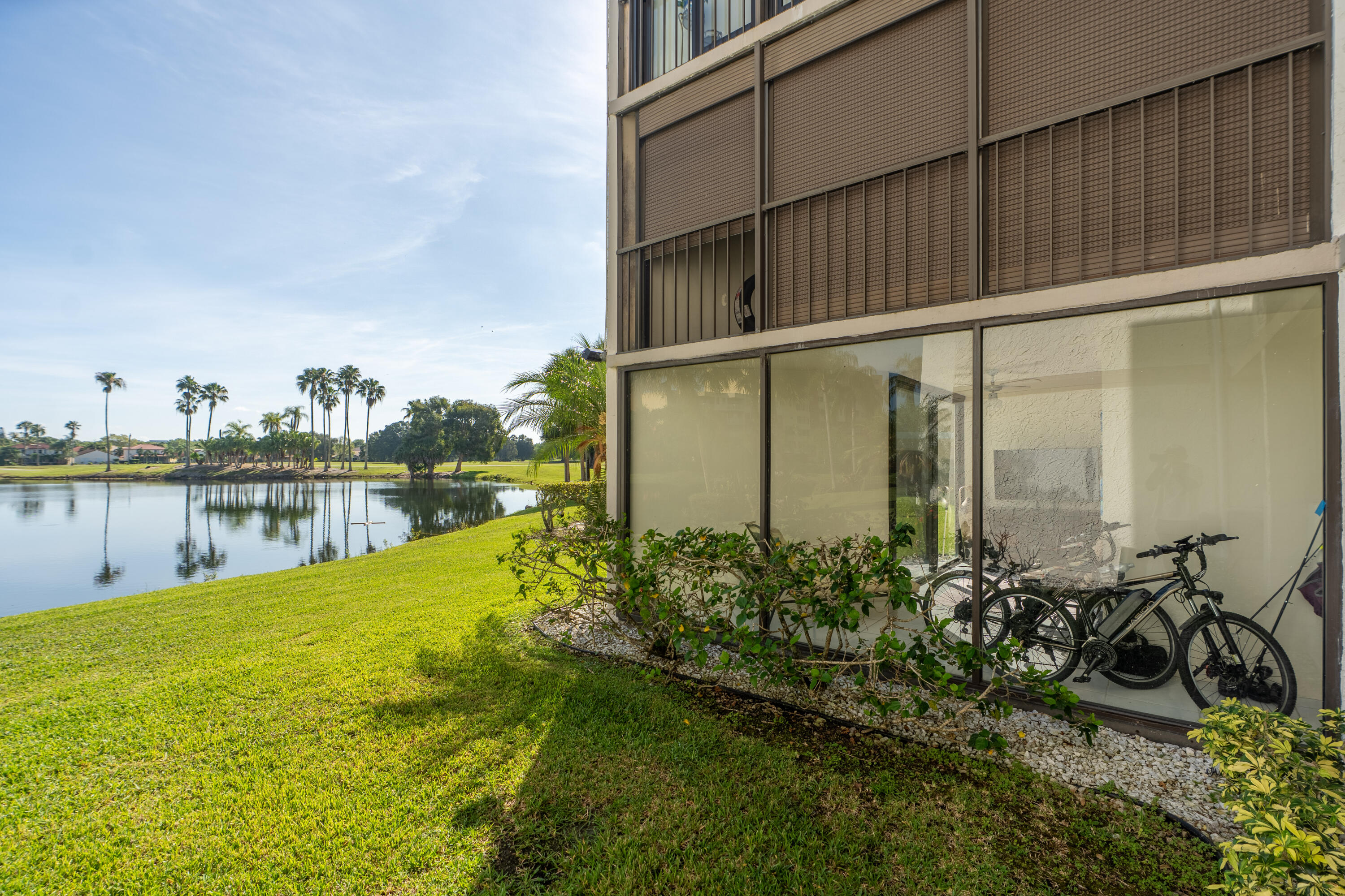 16401 Golf Club Road, Unit 113 Weston, FL 33326 - Photo 56 of 65 DSC02059