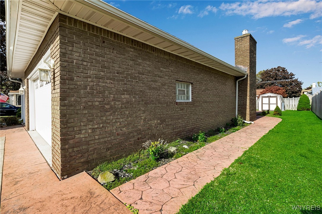 149 Heritage Farm Road West Seneca, NY 14224 - Photo 4 of 35