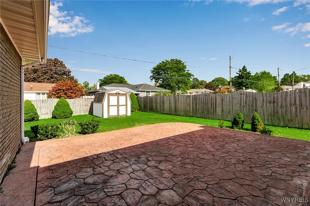 149 Heritage Farm Road West Seneca, NY 14224 - Photo 6 of 35