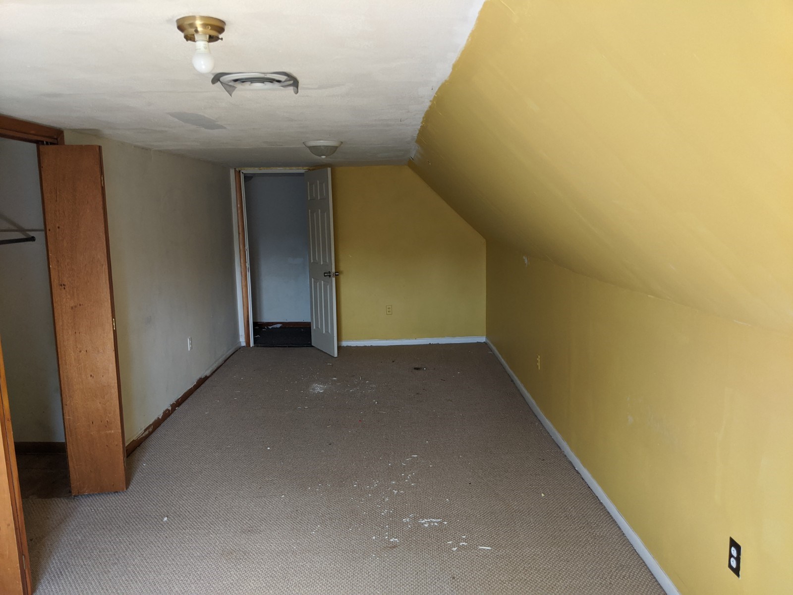550 West Spring Street Bloomfield, IN 47424 - Photo 13 of 16 Gallery Image 13
