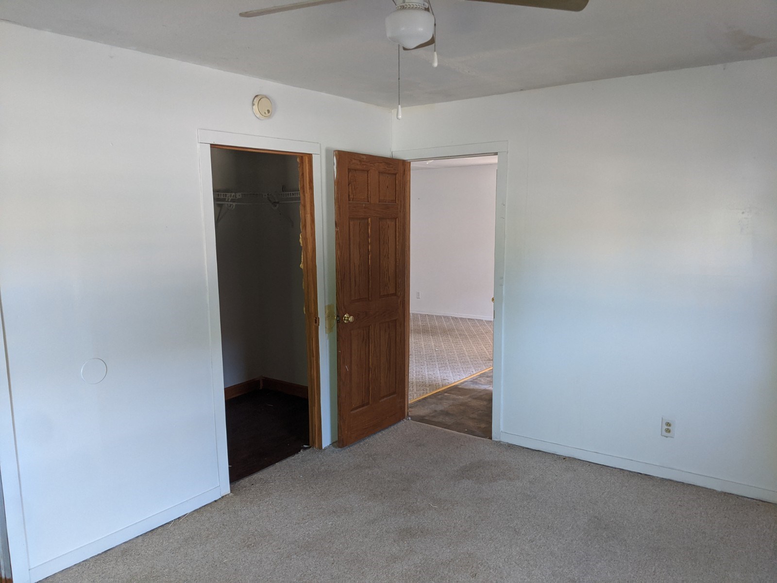 550 West Spring Street Bloomfield, IN 47424 - Photo 6 of 16 Gallery Image 6