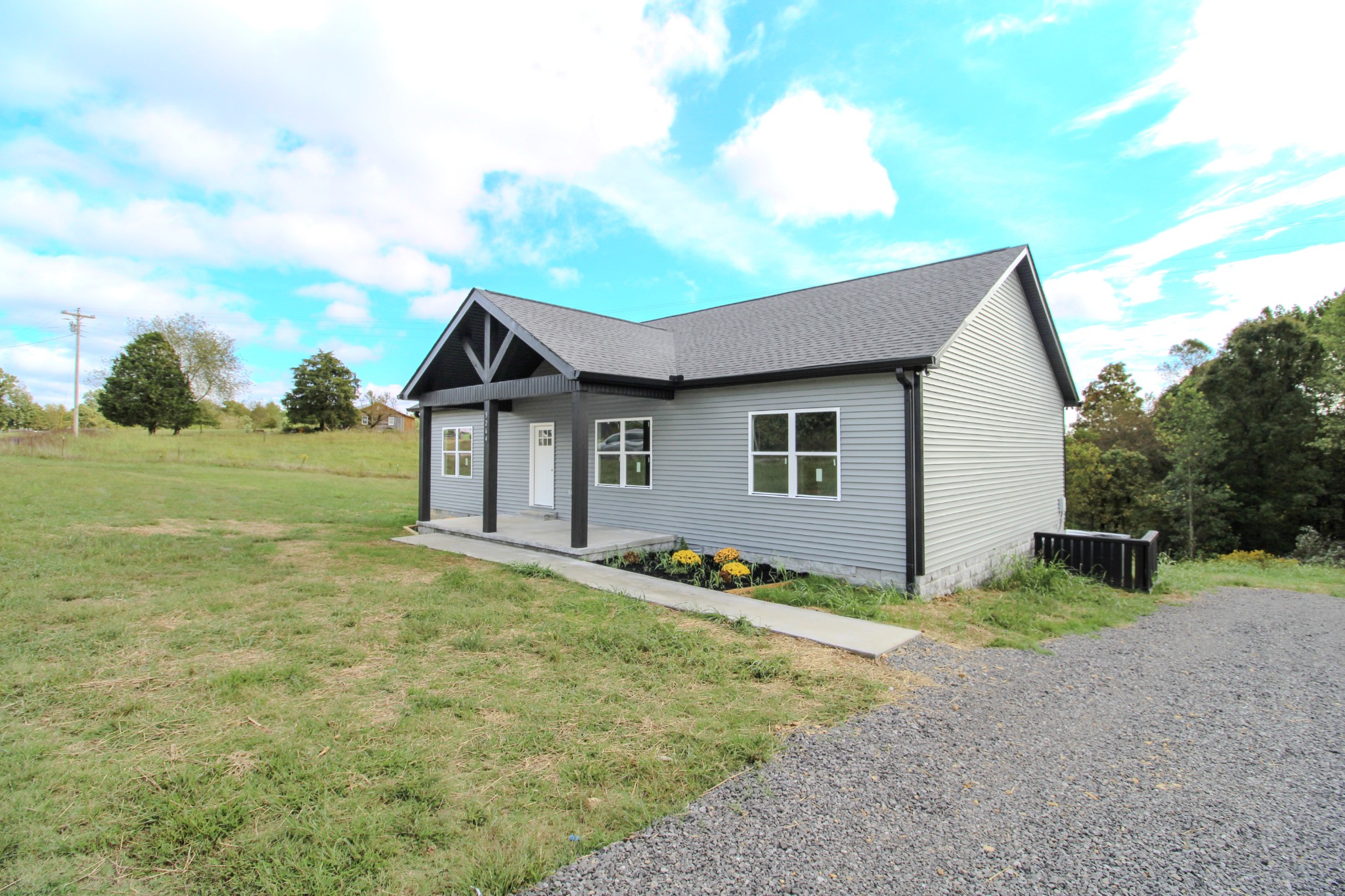 5264 Galen Road Lafayette, TN 37083 - Photo 1 of 23 Gallery Image 1
