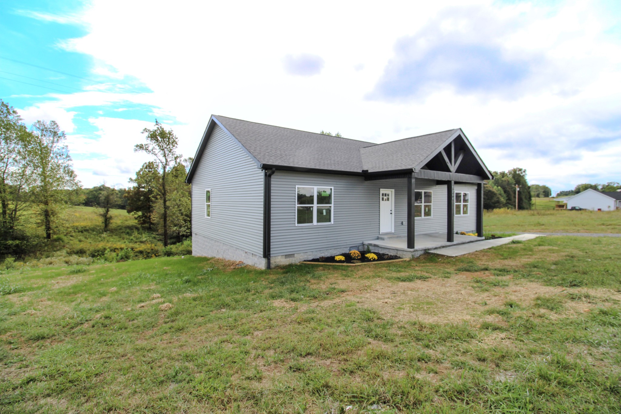 5264 Galen Road Lafayette, TN 37083 - Photo 3 of 23 Gallery Image 3