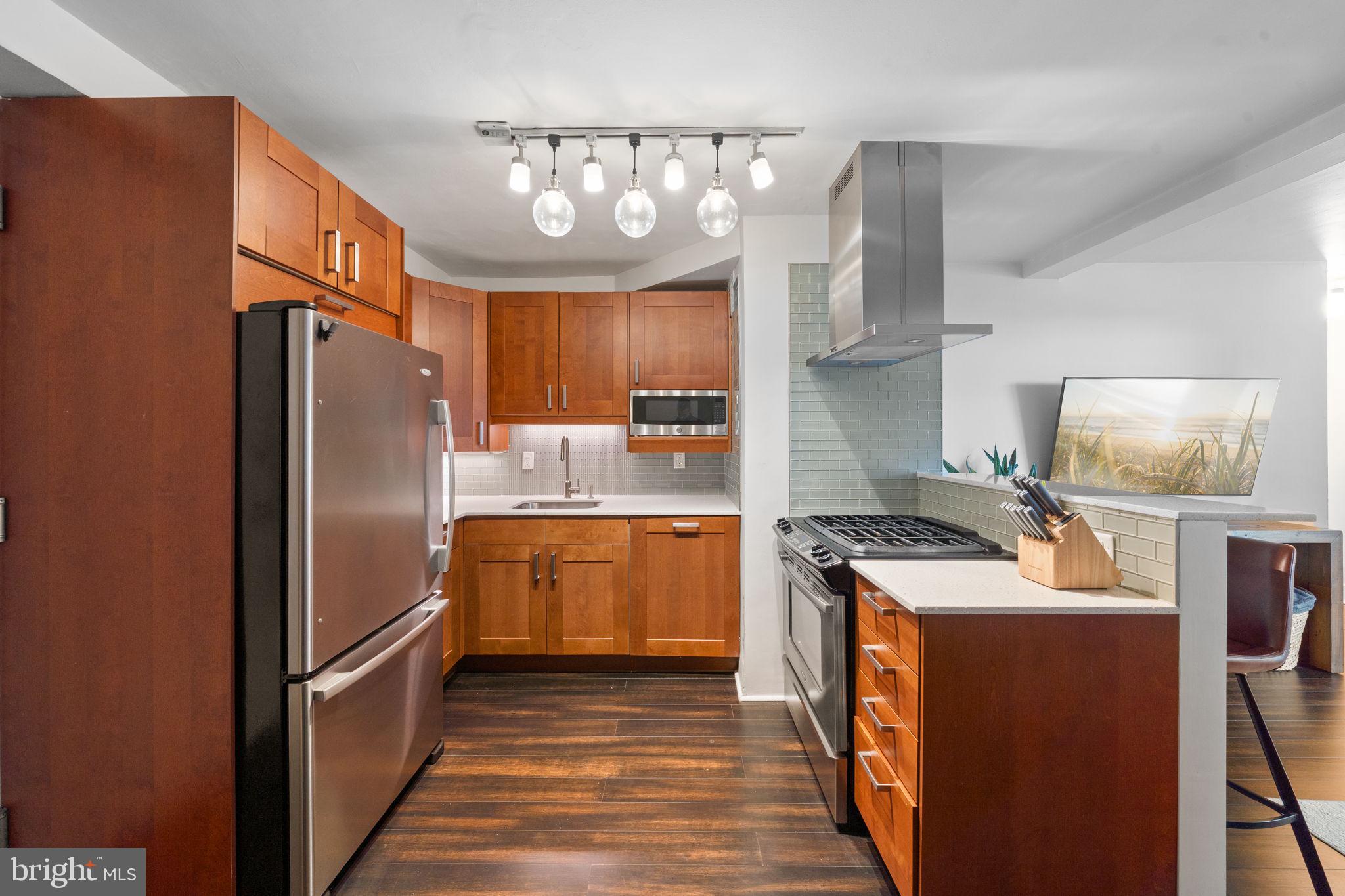 1810 Rittenhouse Square, Unit 610 Philadelphia, PA 19103 - Photo 3 of 27 Gallery Image 3