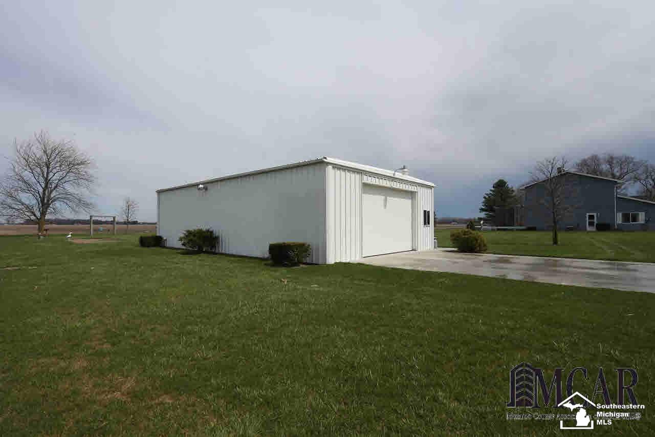 16884 Day Road Dundee, MI 48131 - Photo 37 of 45 21281158-36.JPG