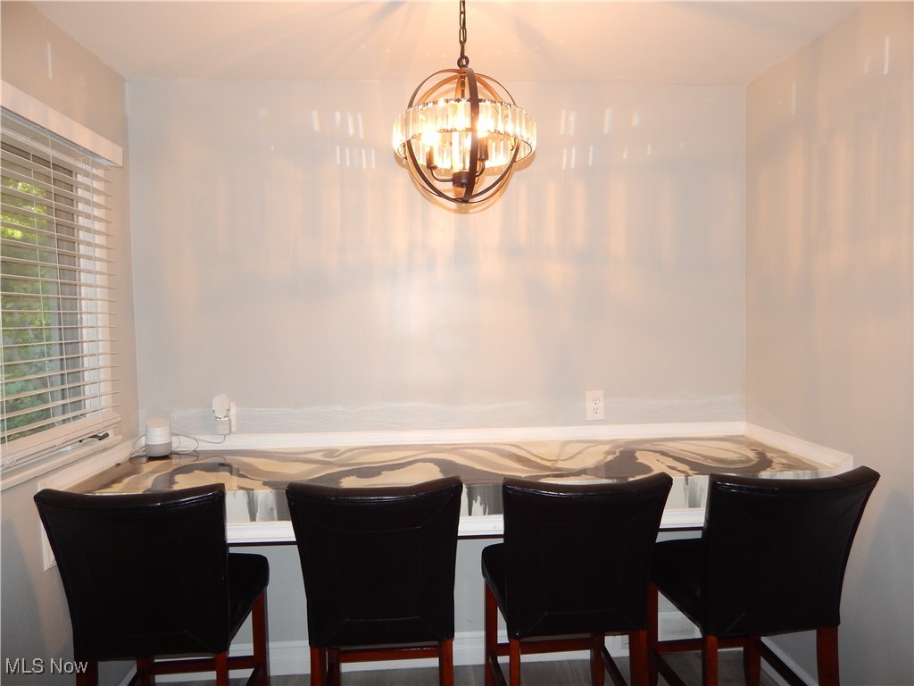 2128 Miami Road Euclid, OH 44117 - Photo 13 of 36 Breakfast bar
