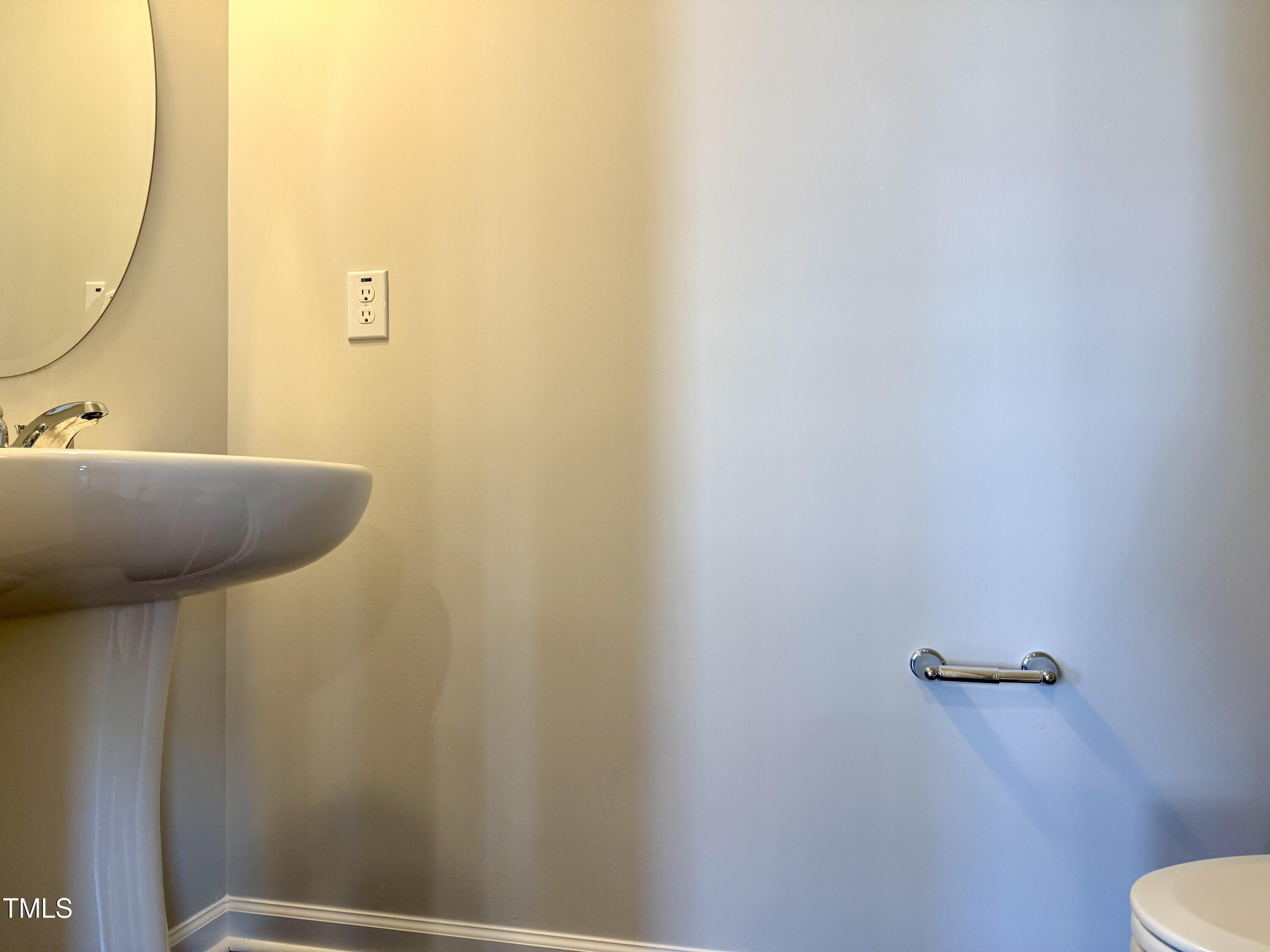 265 Eden View Bend Raleigh, NC 27610 - Photo 8 of 22 Photo #8