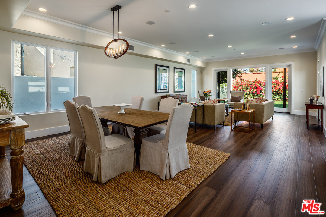 2034 Malcolm Avenue Los Angeles, CA 90025 - Photo 5 of 23