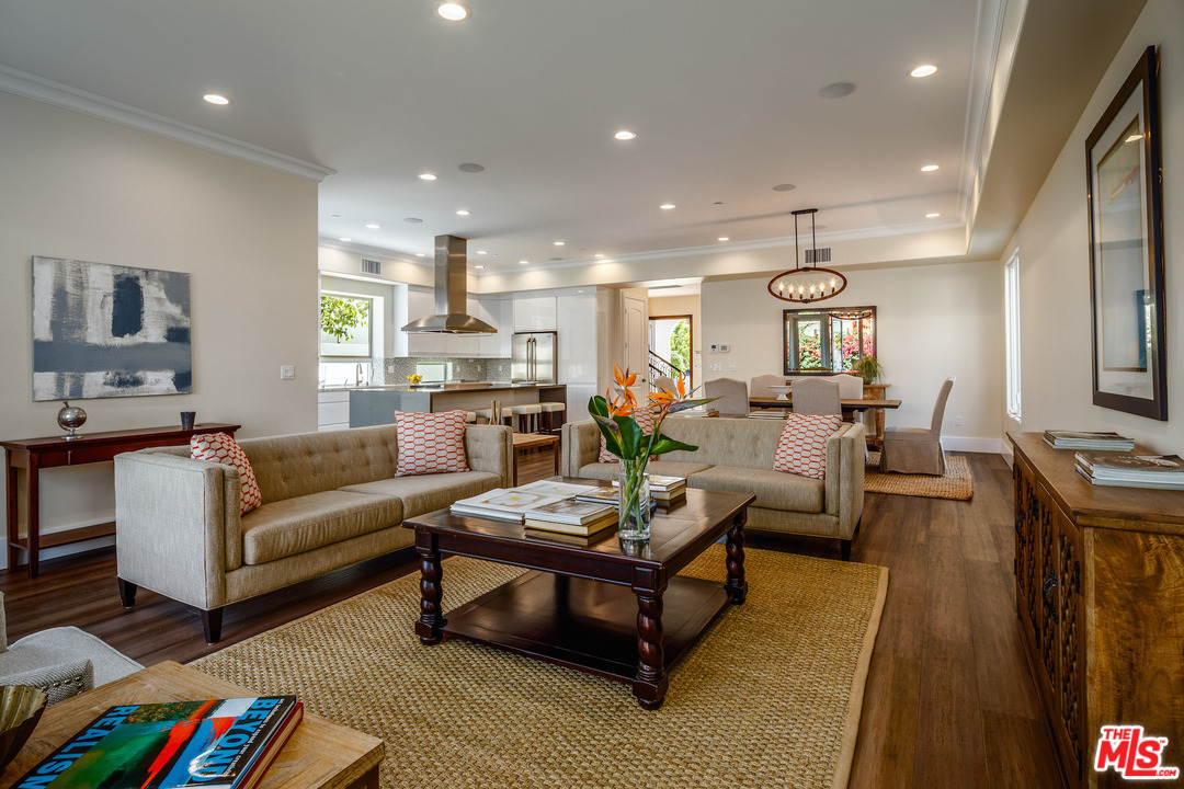 2034 Malcolm Avenue Los Angeles, CA 90025 - Photo 8 of 23