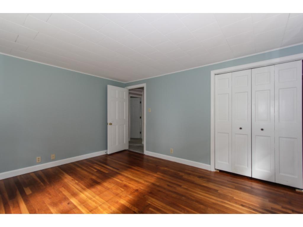 8 Field Road Windham, NH 03087 - Photo 14 of 30