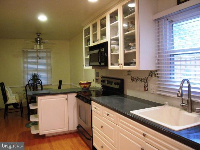 2320 Sugarcone Road Baltimore, MD 21209 - Photo 5 of 27 Kitchen