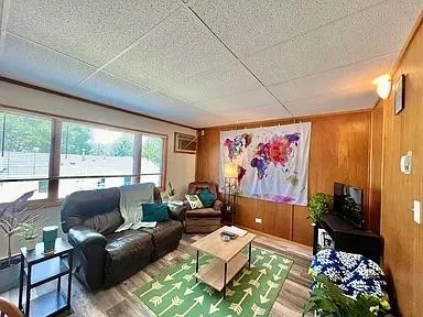 $1,225 | 553 Lemon Street North, Unit 7, Hudson, WI 54016