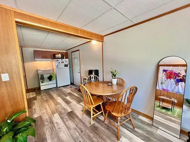 $1,225 | 553 Lemon Street North, Unit 7, Hudson, WI 54016