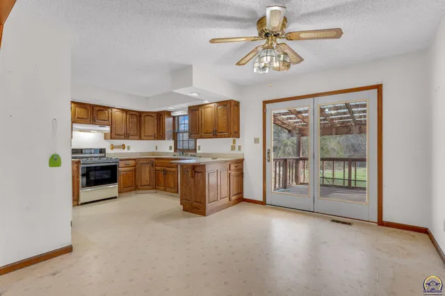 $409,900 | 9040 Southwest Wanamaker Road, Wakarusa, KS 66546