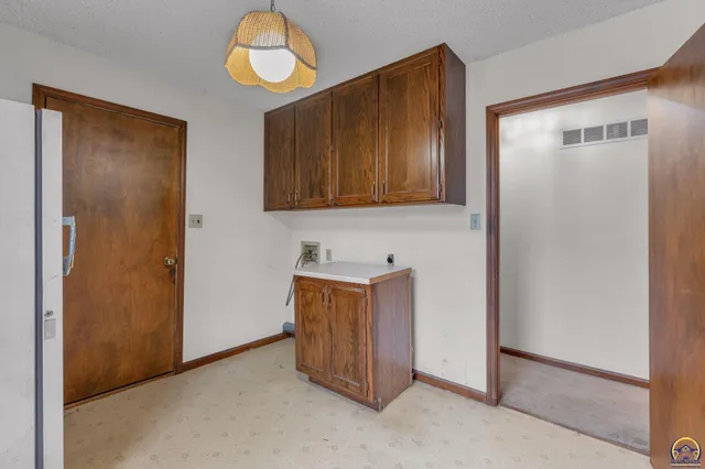 $409,900 | 9040 Southwest Wanamaker Road, Wakarusa, KS 66546