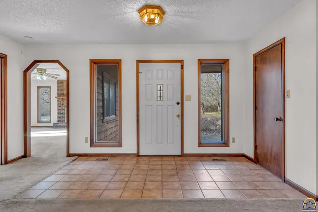 $409,900 | 9040 Southwest Wanamaker Road, Wakarusa, KS 66546