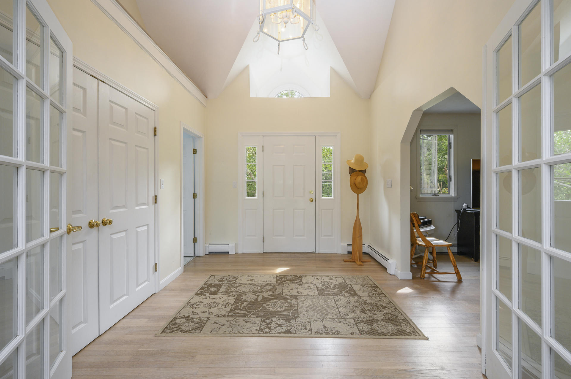 12 Pleasure Point Road Sagamore, MA 02561 - Photo 2 of 29