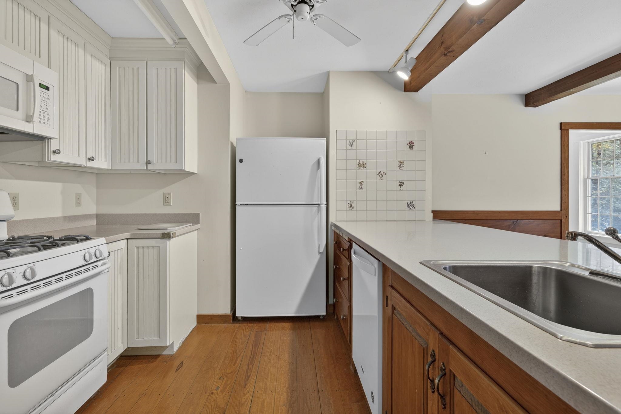 34 Cleveland Hill Road Brookline, NH 03033 - Photo 17 of 60 Gallery Image 17