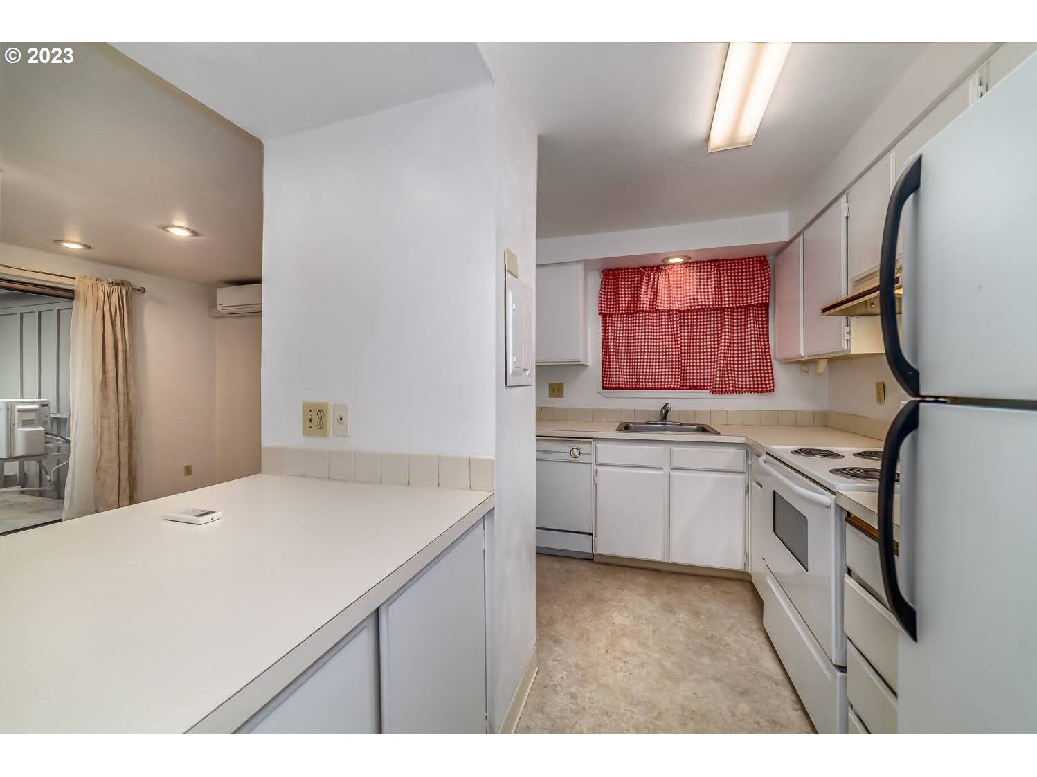 156 Treehill Loop Eugene, OR 97405 - Photo 16 of 22 Gallery Image 16